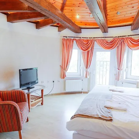 Boutique Auerhahn -